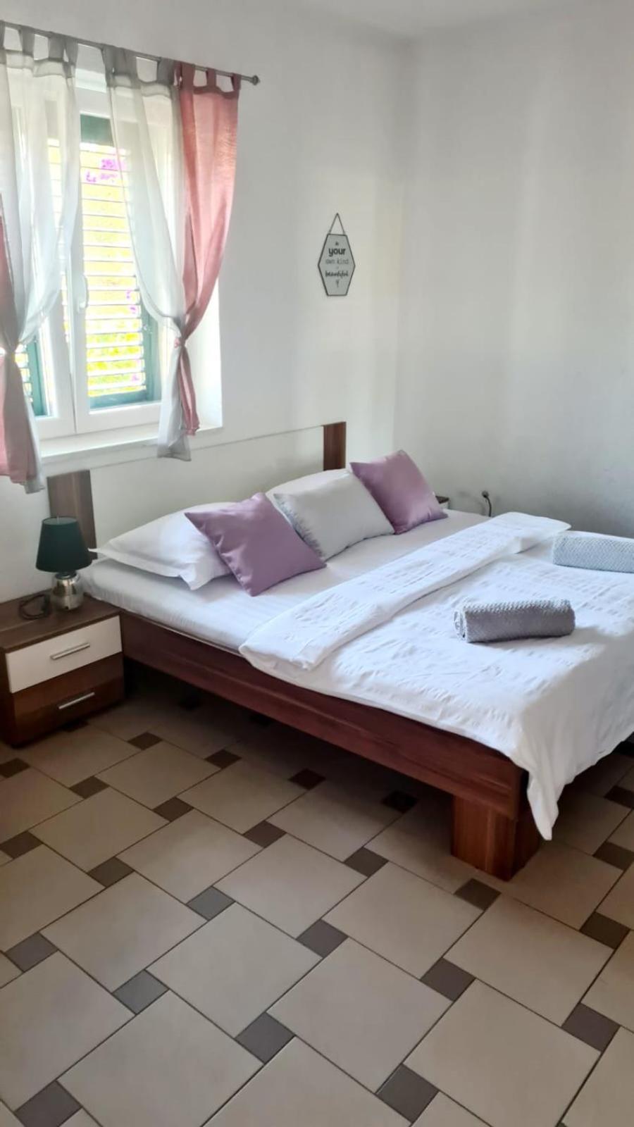 Apartment Afrika Makarska Exterior foto