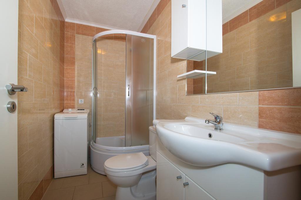 Apartment Afrika Makarska Exterior foto